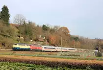 218 489+434 mit IC 2012 Oberstdorf-Dortmund am 21.11.2020 zwischen Ebersbach und Reichenbach. 