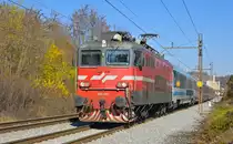 SŽ 342-001 zieht EC 151 durch Maribor-Tabor Richtung Ljubljana. /21.11.2020