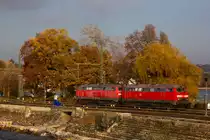 218 463-8 und 452-1 beim rangieren auf dem Bahndamm Lindau. 6.11.20
