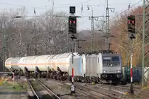 Akiem 186 387-7 mit Rpool 186 508-8 in Viersen 25.11.2020