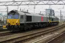 Nach Verschiebeaktion von ein LTE 189er steht CrossRail DE 6309 am 27 November in Venlo gegen der Prellbock.