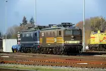 Am  sonnigen 27 November 2020 steht FairTrains 1304 abgestellt in Blerick.