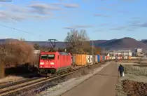185 304-3 mit dem KT 50031 (Krefeld Uerdingen-Singen(Htw)) bei Weilheim 27.11.20