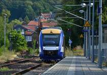 HEX VT872 steht in Blankenburg und wartet auf Abfahrt.

Blankenburg 01.08.2018