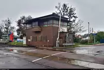 Blick auf das ehemalige mechanische Weichenwärter-Stellwerk  Gw  des Hp Giersleben, Außerbetriebnahme Mai 2007.

🚩 Bahnstrecke Köthen–Aschersleben (KBS 334)
🕓 26.9.2020 | 8:45 Uhr

(Smartphone-Aufnahme)