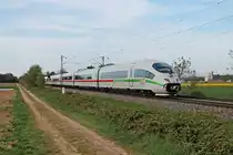 Als ICE 109 (Köln Hbf - Basel Bad Bf) fuhr am Abend des 21.04.2020 der 403 518-4  Münster (Westf.)  südlich von Buggingen über die Rheintalbahn in Richtung Schweiz.