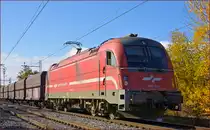 SŽ 541-011 zieht Erzzug durch Maribor-Tabor Richtung Norden. /28.10.2020