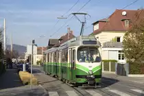 Am 1. Dezember 2020 ist TW 507 als Linie 3 in der Theodor-Körner-Straße in Richtung Krenngasse unterwegs. 