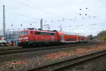 Mach's gut RE4... Am 12.122020 endet der Einsatz der Schnellzuglok 111 auf dem Wupperexpress zwischen Aachen und Dortmund. 111 125 beförderte am 18.11.2020 ihren RE4 durch den Bahnhof Düsseldorf-Bilk mit seinen bekannten Formsignalen.