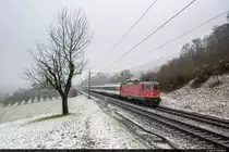 SBB Re 420 181-0 ist unterwegs mit IR36 1967 von Basel SBB nach Zürich HB und konnte am 07.12.2020 bei Umiken aufgenommen werden.