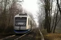 S 28 nach Kaarst am zukünftigen Hp Neuss-Morgensternsheide, 10.1.21. VT 104 trägt immerhin schon Regiobahn- und VRR-Aufkleber. Weitere Anpassungen an den neuen Einsatzbereich haben aber noch nicht stattgefunden.