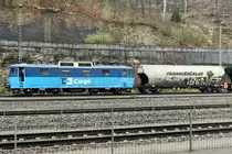 Am Abend von 6 April 2014 steht 372 014 mit einige Getreidewagen in Bad Schandau.