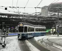 Linie 14 Wagennummer 2006 „Fluntern“ solo zwischen Hauptbahnhof und Löwenplatz. Datum: 13. 1. 2021