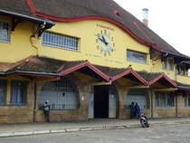 Bahnhofsgebäude von Fianaratsoa auf Madagaskar am 21.11.2018