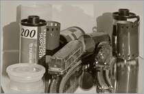 Vor fünfzig Jahren entwickelte man noch Filme, und in Göppingen die kleine  mini-club  Modell-Bahn, die dann ein Jahr später auf der Spielwarenmesse in Nürnberg vorgestellt wurde. 

Rechts im Bild meine erste Dampflok, dessen Vorbild die berühmte Märklin BR 89 mit der Artikelnummer 3000 war und die Diesellok 216 025-7, die auch im Startangebot von 1972 enthalten war. 

24. Januar 2021