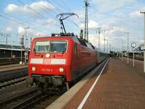 BR 120 156-5 mit IC 2229 nach N�rnberg bei der Ausfahrt.