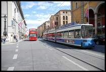 Nachschuss R 2.2 Wagen 2111 Der Linie 19 Der M�nchener Tram Auf Der Maximillianstra�e.28.07.07