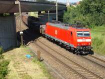 Am 1.August 2007 war die BR 185 100 mit einem G�terzug bei Othmarsingen gen S�den unterwegs.