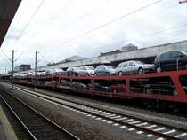Teilzug des Autozugs nach Hamburg Altona in Hannover (31.7.2007)