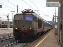 E402 003 mit EC 111  Cisalpino San Marco  nach Venedig in Vicenza