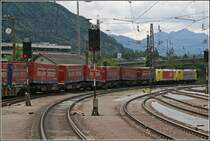 Nachschuss auf die beiden Zuglokomotiven E189 904RT und 910 des  WINNER-EXPRESS  nach Verona. Aufgenommen am 28.06.07 in Kufstein.
