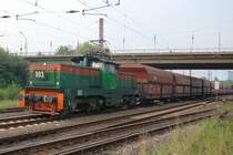RBH 003 Henschel-Lok vom Typ E1200, gebaut 1976 der RBH Logistics GmbH (fr�her Ruhrkohle AG - RAG Bahn und Hafen GmbH) mit Kohlenzug unterwegs in Datteln in Westfalen am 02.08.2007.
