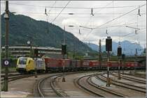 Nachschuss auf die ES64U2-041  100 JAHRE KNORR-BREMSE . Aufgenommen am 28.06.07 in Kufstein.