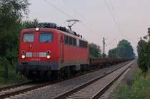 Elok 139 250-5 (BR 139 ist eine Variante der BR 140 mit elektrischer Widerstandsbremse) am 02.08.2007 in Castrop-Rauxel am Bahn�bergang Beckumer Stra�e. Die Lok ist mit einem reinen Flachwagenzug unterwegs.  