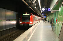 DB Regio 423 240 + DB Regio 423 xxx // München Isartor // 14. März 2010
