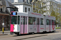 Be 4/6 258 mit der Werbung zur Früherkennung von Brustkrebs fährt solo (Ohne den Be 4/8 215 der die gleiche Werbung trägt) als Dienstfahrt Richtung Aeschenplatz. Die Aufnahme stammt vom 16.04.2021.