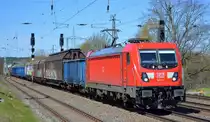 DB Cargo AG [D] mit  187 171  [NVR-Nummer: 91 80 6187 171-4 D-DB] und gemischtem Güterzug am 27.04.21 Durchfahrt Bf. Saarmund.