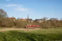 Ein LINT 41 unterwegs als RB 11172 nach Kiel Hauptbahnhof kurz hinter Kiel Elmschenhagen.
16. April, Kiel Elmschenhagen