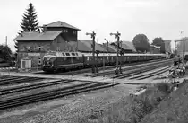 221 108, Gotteszell, 16.6.1985. Leider wurde diese designierte Museumslok 1987 nach einem Unfall ausgemustert.