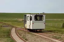 Eine Privatlore, aufgebaut auf Teilen einer Diema DS6, verläßt am 13.09.2020 die Gleisanlage im Vorfeld des Betriebshofes des LKN-SH am Lüttmoorsiel