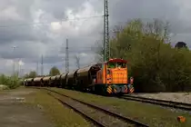 Leihlok WHE Lok 14 holt hier am 6.5.2021 um 11.34 Uhr Leerwagen aus dem Bahnhof Lengerich in Westfalen ab, um diese in das anliegende Dyckerhoff Zementwerk zu ziehen.