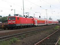 112 163-1 mit dem RE 7 in Solingen Hbf am 08.08.2007