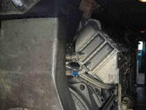 Die Kraft und die Herrlichkeit: Der 16-Zylinder Dieselmotor vom Typ SACM AGO V16, welcher der marokkanischen Reihe DF und der baugleichen franz�sischen Reihe CC72000 zu einer Leistung von 2650 kW/3600PS verhilft.
Sidi-Kacem 26.01.2007 DF-105