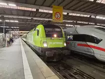 IGE 182 537-1 mit dem FLX 76333 aus Frankfurt (M) Hbf, am 30.07.2021 in München Hbf.