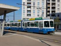 Linie 7 Wagennummer 2021  Albisrieden  beim Bahnhof Stettbach. Datum: 17. 10. 2021