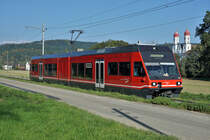 Vom Seeland in den Oberaargau.
ASm Be 2/6 511, ehemals MVR/CEV GTW Be 2/6 7001 vor der Kulisse des Klosters St. Urban am 16. Oktober 2021.
Foto: Walter Ruetsch