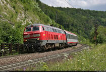218 432-3 schlängelt sich beim gleichnamigen Ort über die Geislinger Steige.

🧰 DB ZugBus Regionalverkehr Alb-Bodensee GmbH (RAB | DB Regio Baden-Württemberg)
🚝 IC 118  Bodensee  (Linie 32) Innsbruck Hbf (A)–Bochum Hbf (D)
🚩 Bahnstrecke Stuttgart–Ulm (Filstalbahn | KBS 750)
🕓 30.7.2021 | 14:23 Uhr