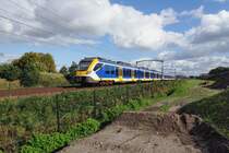 NS 2334 hat am 15.Oktober 2021 soeben Tilburg-Reeshof verlassen.