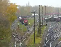 DB 294 905-5 am 05.11.2021 beim rangieren in Leipzig-Engelsdorf.