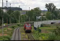 203 013-8 (203-29 | 202 784-5 | 112 784-4 | 110 784-6 | DR V 100.1) zieht leere Flachwagen im Bahnhof Könitz(Thür) nach vorne und schiebt sie gleich auf ein anderes Gleis.
Aufgenommen von der Brücke Pößnecker Straße.

🧰 Stahlwerk Thüringen GmbH (SWT)
🚩 Bahnstrecke Leipzig–Probstzella (KBS 555)
🕓 20.8.2021 | 14:42 Uhr