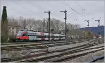 Der ÖBB ET 4024 056-6 ist bei Lindau Reutin auf dem Weg nach Lindau HBF. 

14. März 2019