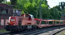 DB Cargo AG (D) mit  265 018-2  (NVR:  92 80 1265 018-2 D-DB ) mit einem Güterzug PKW-Transportwagen (leer) Richtung Maschen am 16.06.21 Durchfahrt Bf. Hamburg-Harburg.  
