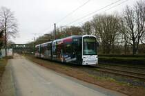 VGF Bombardier Flexity Classis S-Wagen 206 am 18.12.21 in Frankfurt am Main