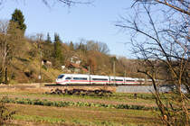 ICE 515 Hamburg-Altona - München Hbf am 31.12.2021 zwischen Reichenbach und Ebersbach. 