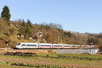 ICE 598 München Hbf-Berlin Gesundbrunnen am 31.12.2021 zwischen Ebersbach und Reichenbach. 