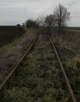 bei Fienstedt, Blick  in westliche Richtung, stillgelegte Strecke  180f DR Kursbuch   1963. 01.01.2022, 10:53 Uhr.